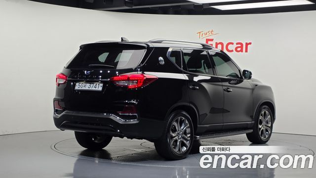KG Mobility Rexton 2018 — photo 2