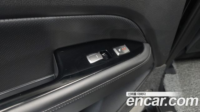 KG Mobility Rexton 2018 — photo 20