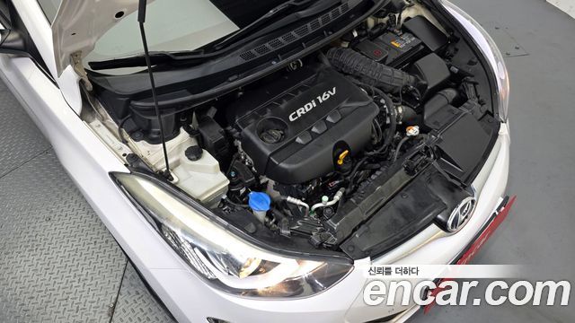 Hyundai AVANTE 2015 — photo 6