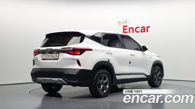 Kia Seltos 2022 — photo 2
