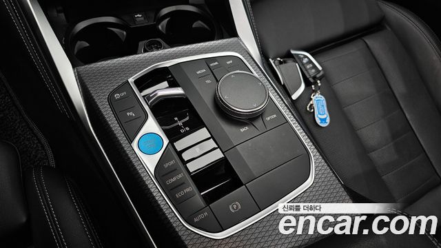 BMW i4 2024 — photo 12