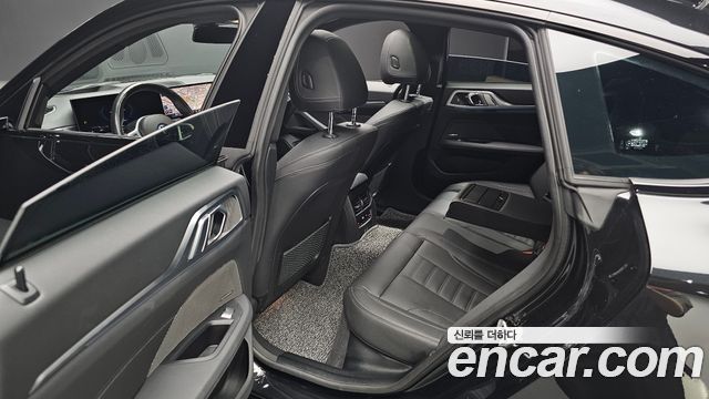 BMW i4 2024 — photo 18