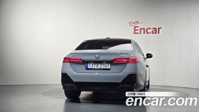 BMW 5-Series 2024 — photo 4