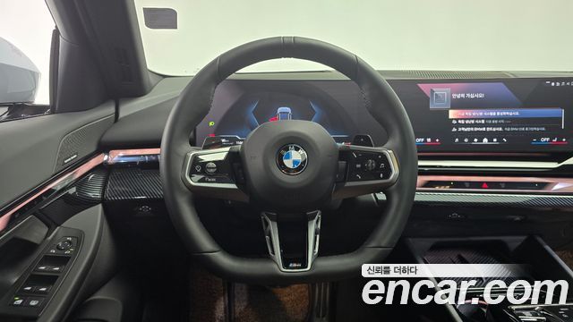 BMW 5-Series 2024 — photo 19