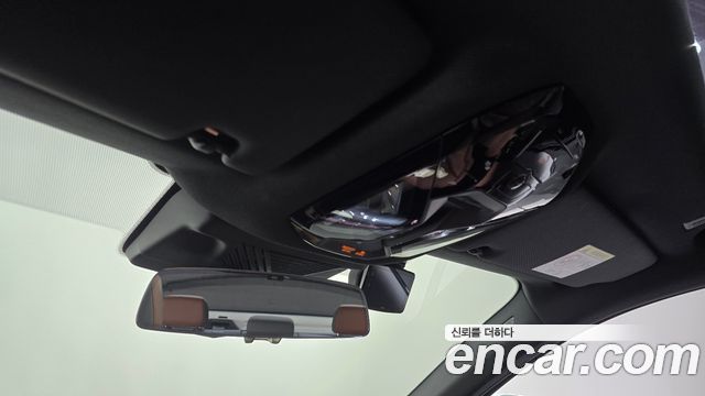 BMW 5-Series 2024 — photo 24