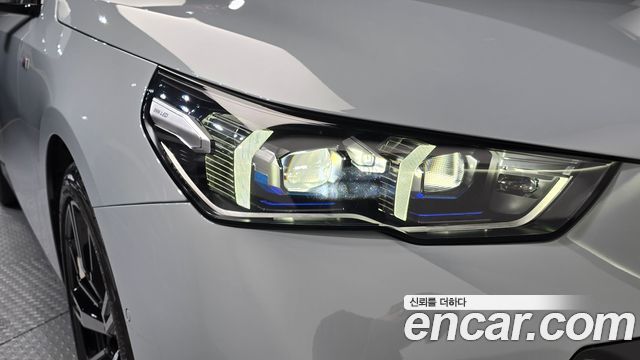 BMW 5-Series 2024 — photo 8