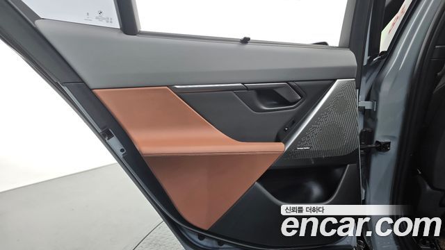 BMW 5-Series 2024 — photo 15