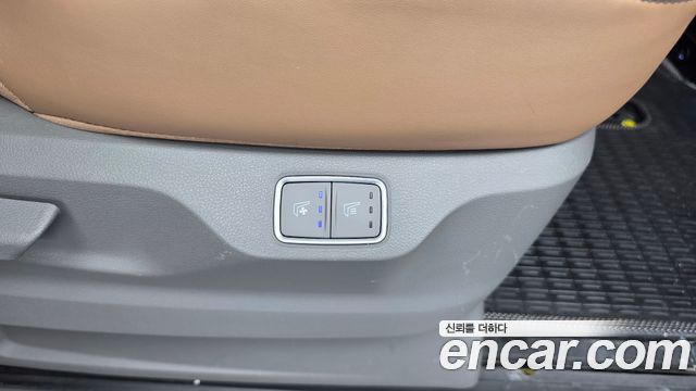 Hyundai Staria 2023 — photo 24