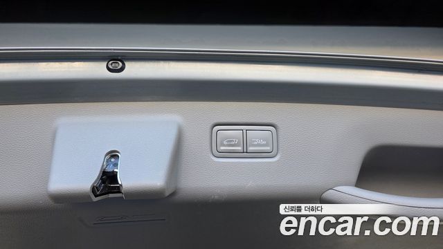 Hyundai Staria 2023 — photo 34