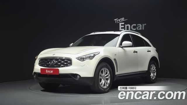 Infiniti FX 2010 — photo 1
