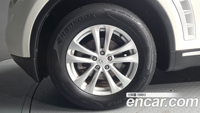 Infiniti FX 2010 — photo 5