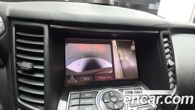 Infiniti FX 2010 — photo 16