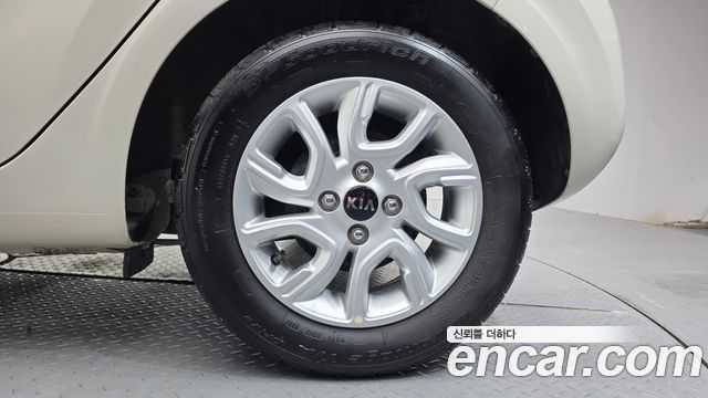 Kia morning 2017 — photo 7