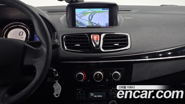 Renault Korea SM3 2016 — photo 19