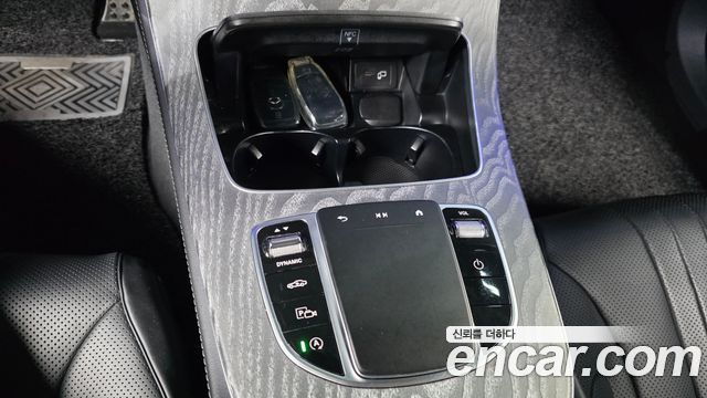 Mercedes-Benz CLS-Class 2021 — photo 12