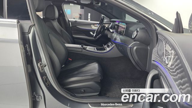 Mercedes-Benz CLS-Class 2021 — photo 17
