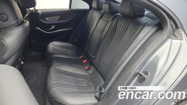Mercedes-Benz CLS-Class 2021 — photo 16