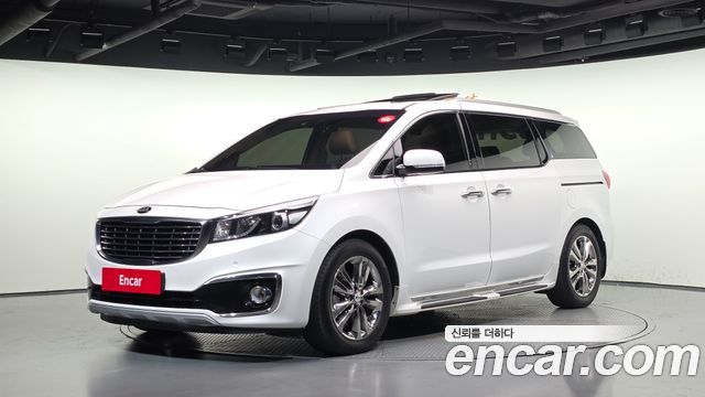 Kia Canival 2016 — photo 1