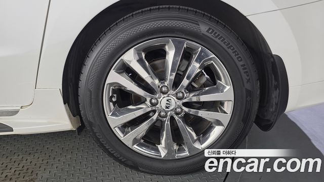 Kia Canival 2016 — photo 7