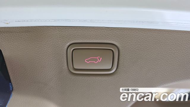 Kia Canival 2016 — photo 27