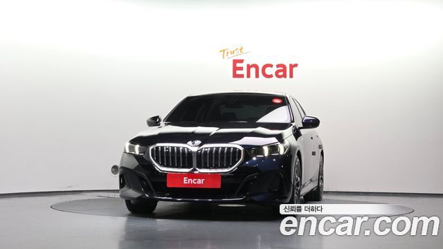BMW 5-Series 2024 — photo 3