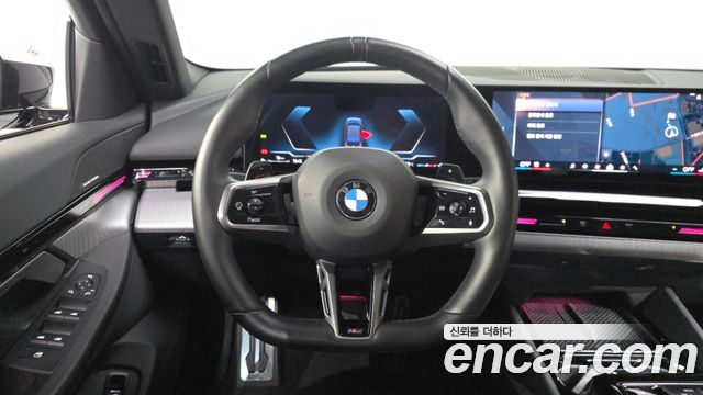 BMW 5-Series 2024 — photo 19
