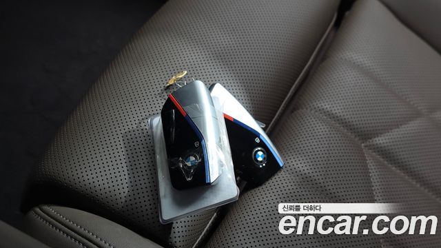 BMW 5-Series 2024 — photo 29