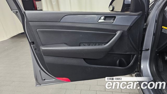 Hyundai Sonata 2015 — photo 14
