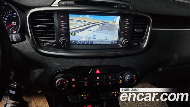 Kia Sorento 2015 — photo 20