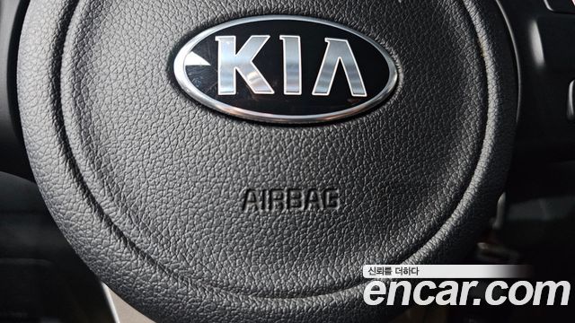 Kia Sorento 2015 — photo 23