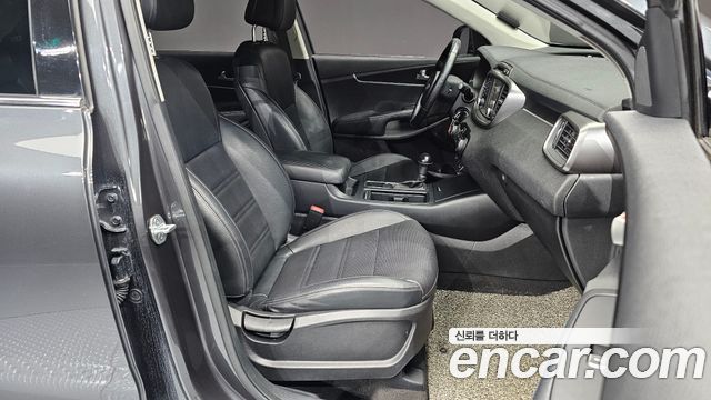 Kia Sorento 2015 — photo 16