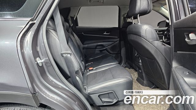 Kia Sorento 2015 — photo 28