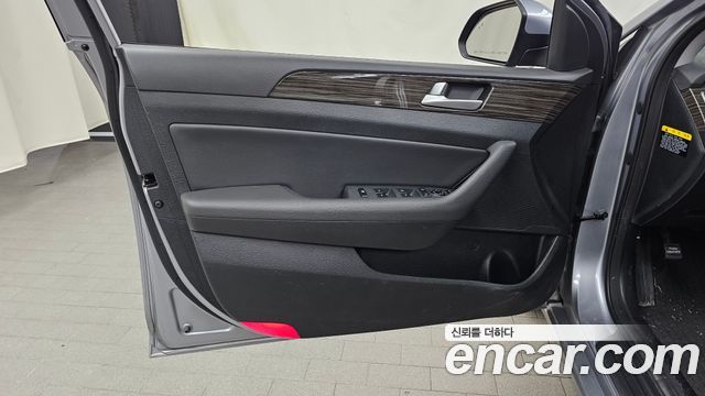 Hyundai Sonata 2015 — photo 14