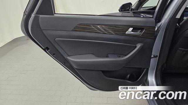 Hyundai Sonata 2015 — photo 15