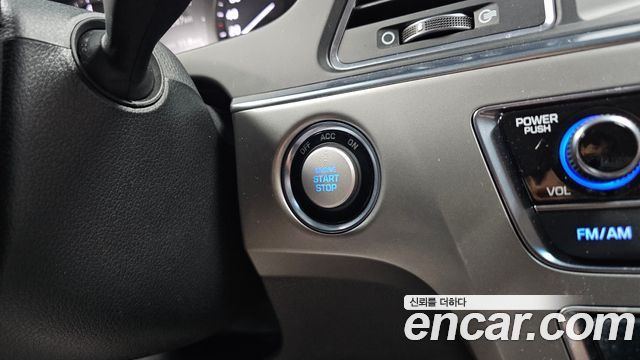 Hyundai Sonata 2015 — photo 30