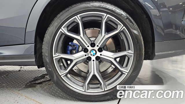 BMW X6 2021 — photo 7