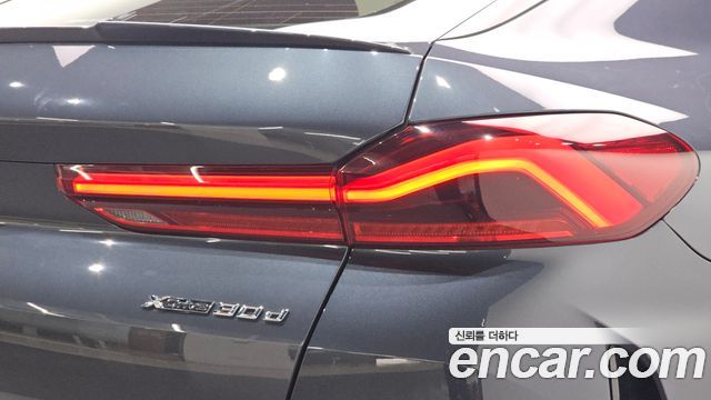 BMW X6 2021 — photo 9