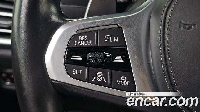 BMW X6 2021 — photo 30
