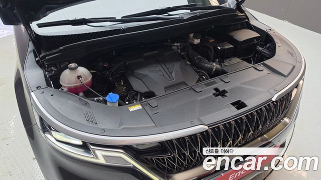 Kia Canival 2023 — photo 6