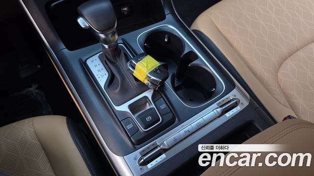 Kia Canival 2023 — photo 12
