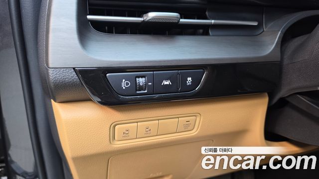 Kia Canival 2023 — photo 25