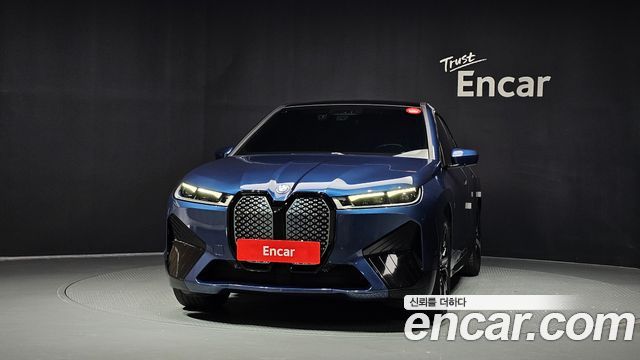 BMW iX 2023 — photo 3