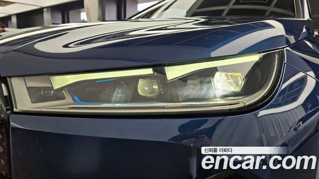 BMW iX 2023 — photo 8