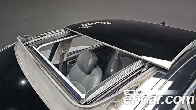Hyundai Genesis 2015 — photo 18
