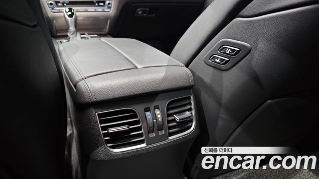 Hyundai Genesis 2015 — photo 19