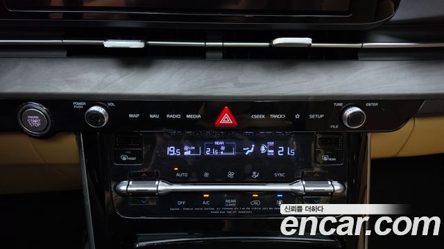 Kia Canival 2023 — photo 23