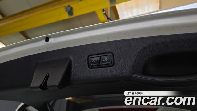 Kia Canival 2023 — photo 26