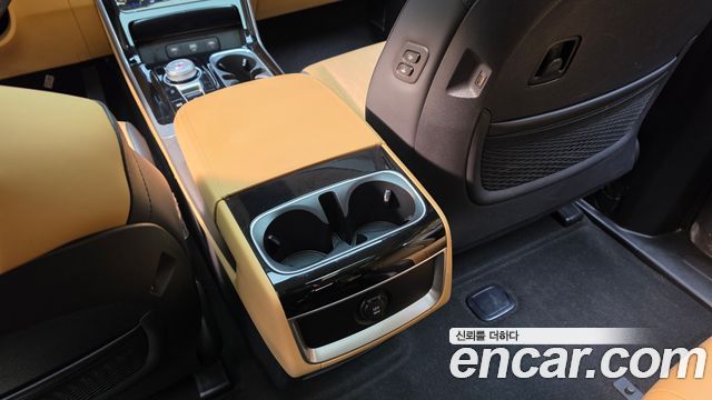 Kia Canival 2023 — photo 31