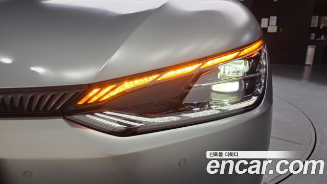 Kia EV6 2022 — photo 8