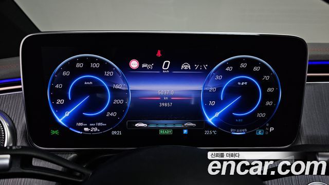 Mercedes-Benz EQS 2022 — photo 11